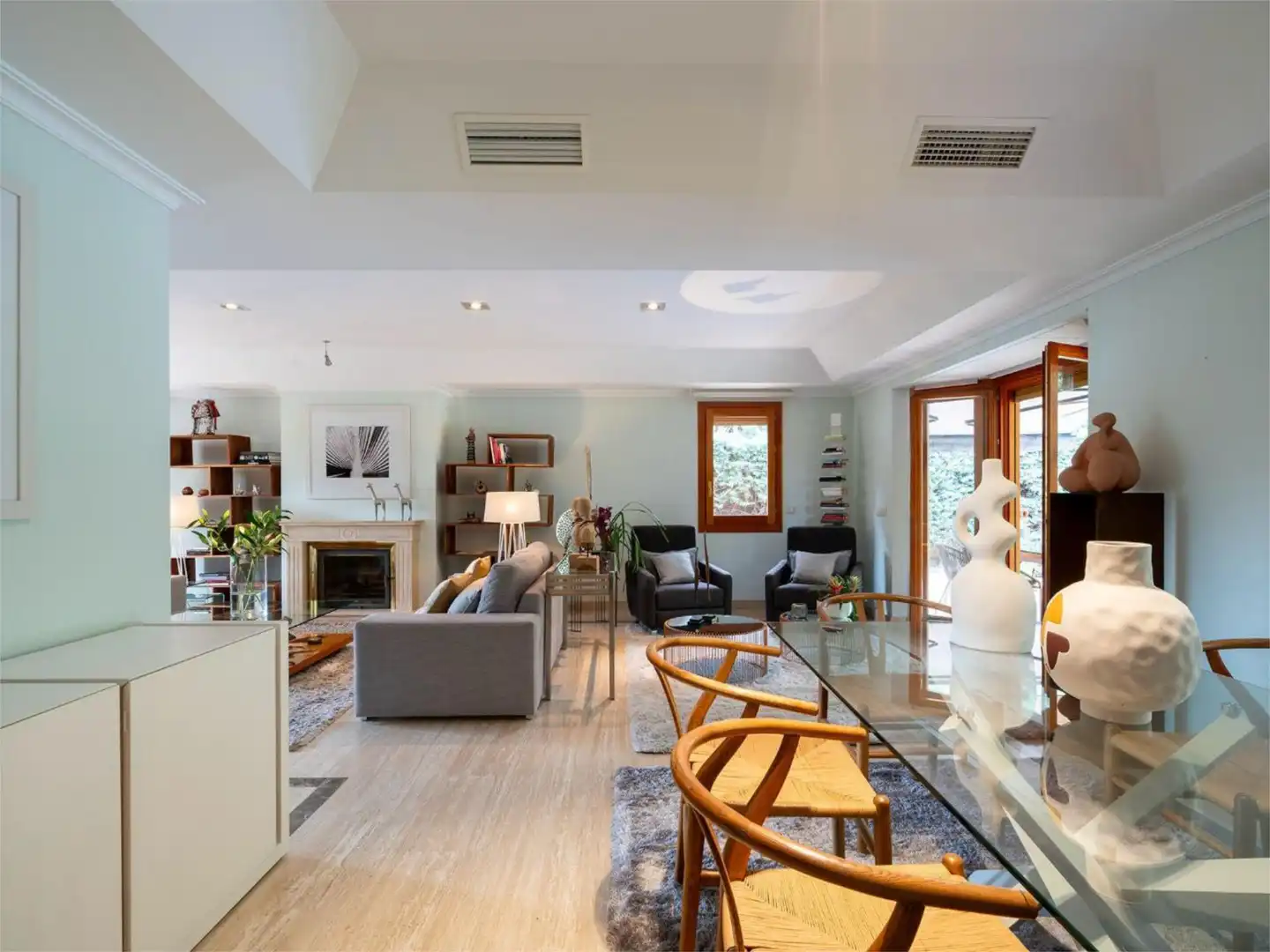 Wohnung zum Verkauf in El Cantizal Wohnzimmer von Wohnung zum Verkauf in Las Rozas de Madrid mit Klimaanlage, Heizung und Privatgarten