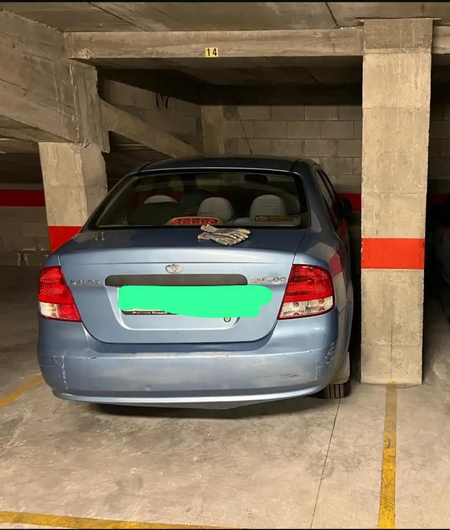 Aparcament de Garatge en venda en Oviedo 