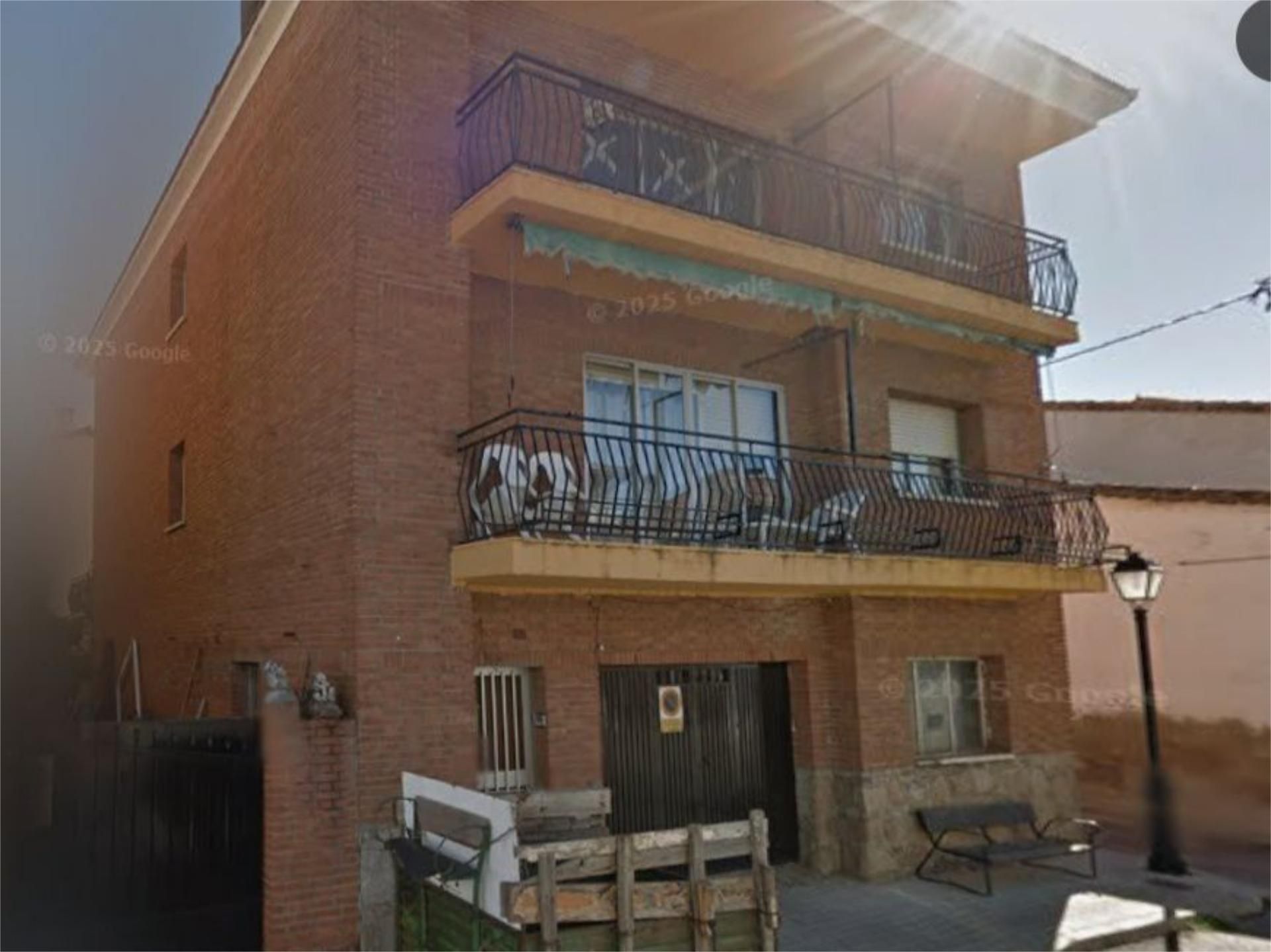 Vista exterior de Finca rústica en venda en San Martín de Valdeiglesias amb Calefacció, Terrassa i Traster