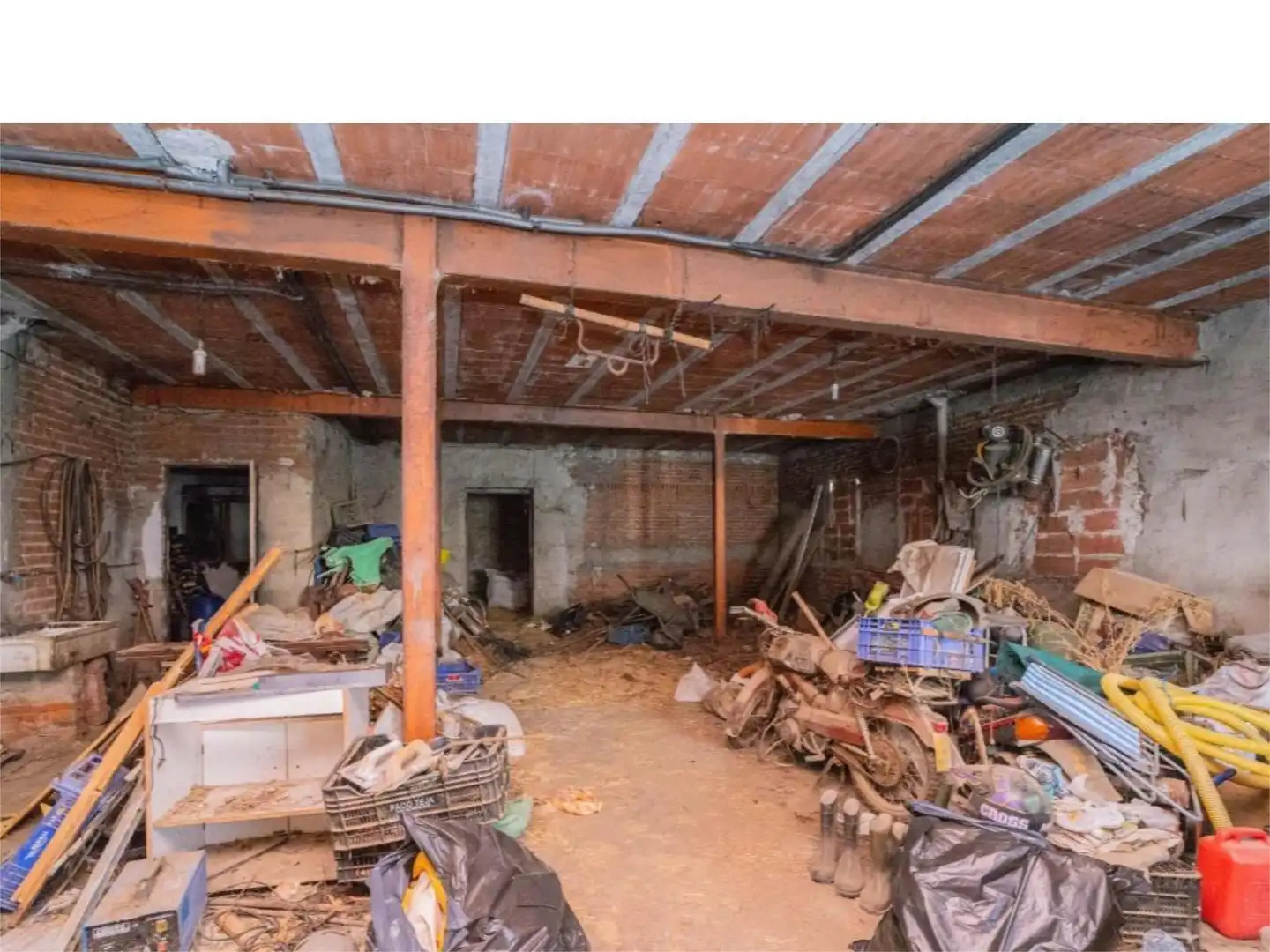 Finca rústica en venda a Calle de Rosario, 22, San Martín de Valdeiglesias Finca rústica en venda en San Martín de Valdeiglesias amb Calefacció, Terrassa i Traster