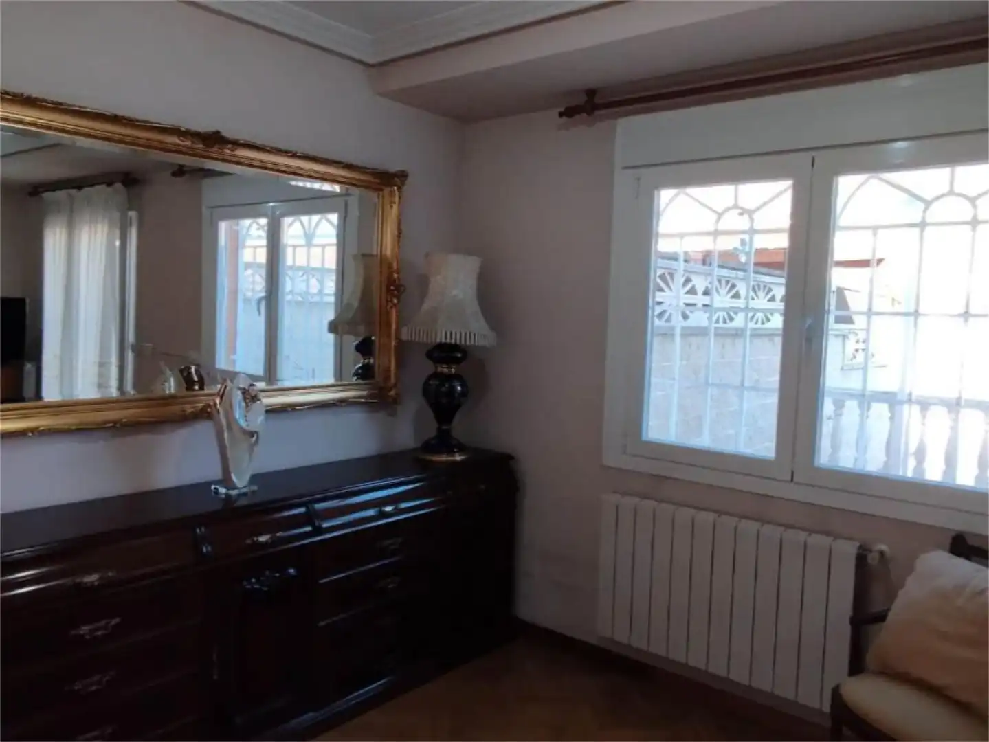 Casa o chalet en venta en Calle los Nardos, 25, Valderas - Los Castillos Casa o chalet en venta en Alcorcón con Calefacción, Parquet y Terraza