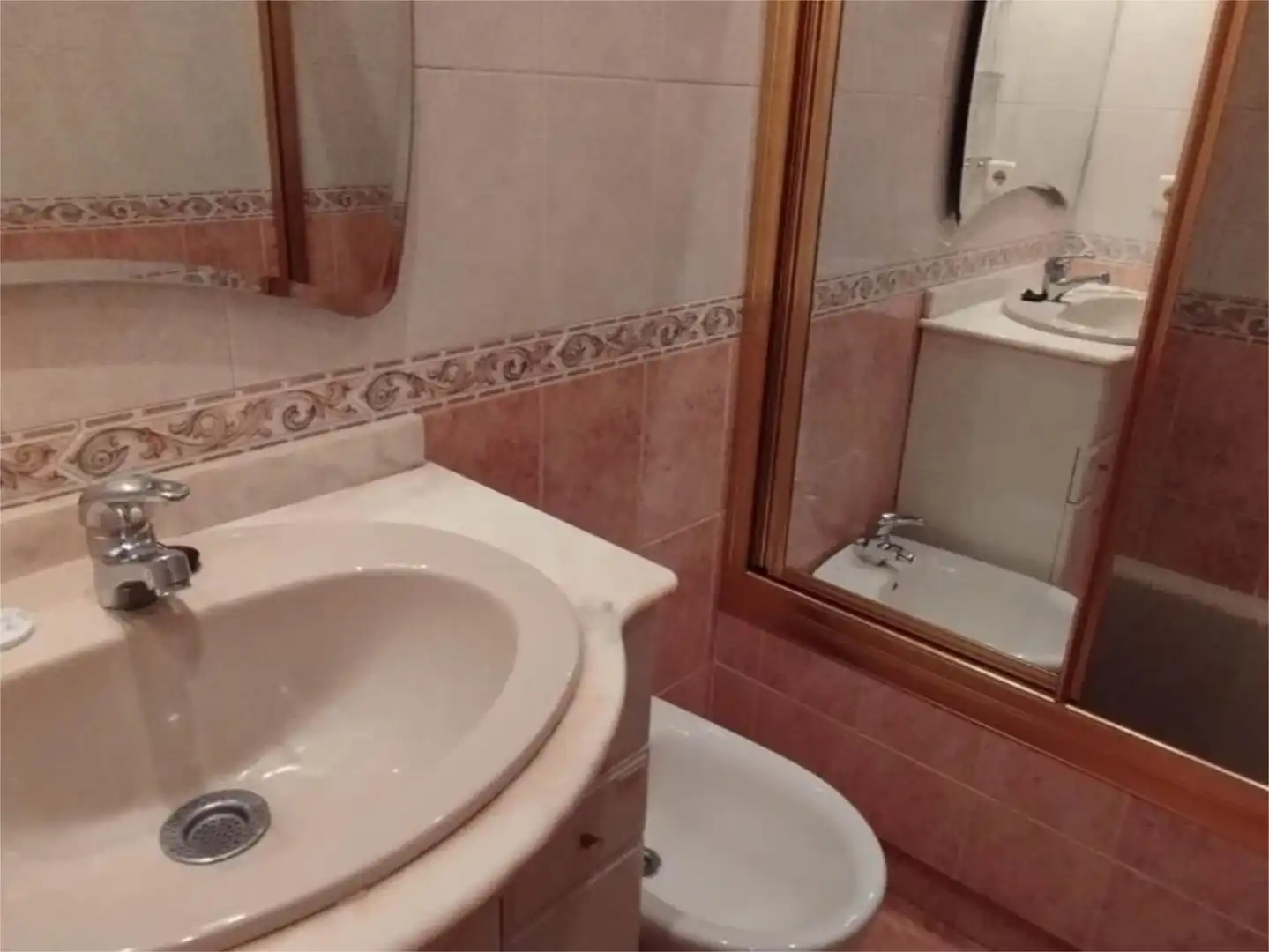 Casa o chalet en venta en Calle los Nardos, 25, Valderas - Los Castillos Baño de Casa o chalet en venta en Alcorcón con Calefacción, Parquet y Terraza