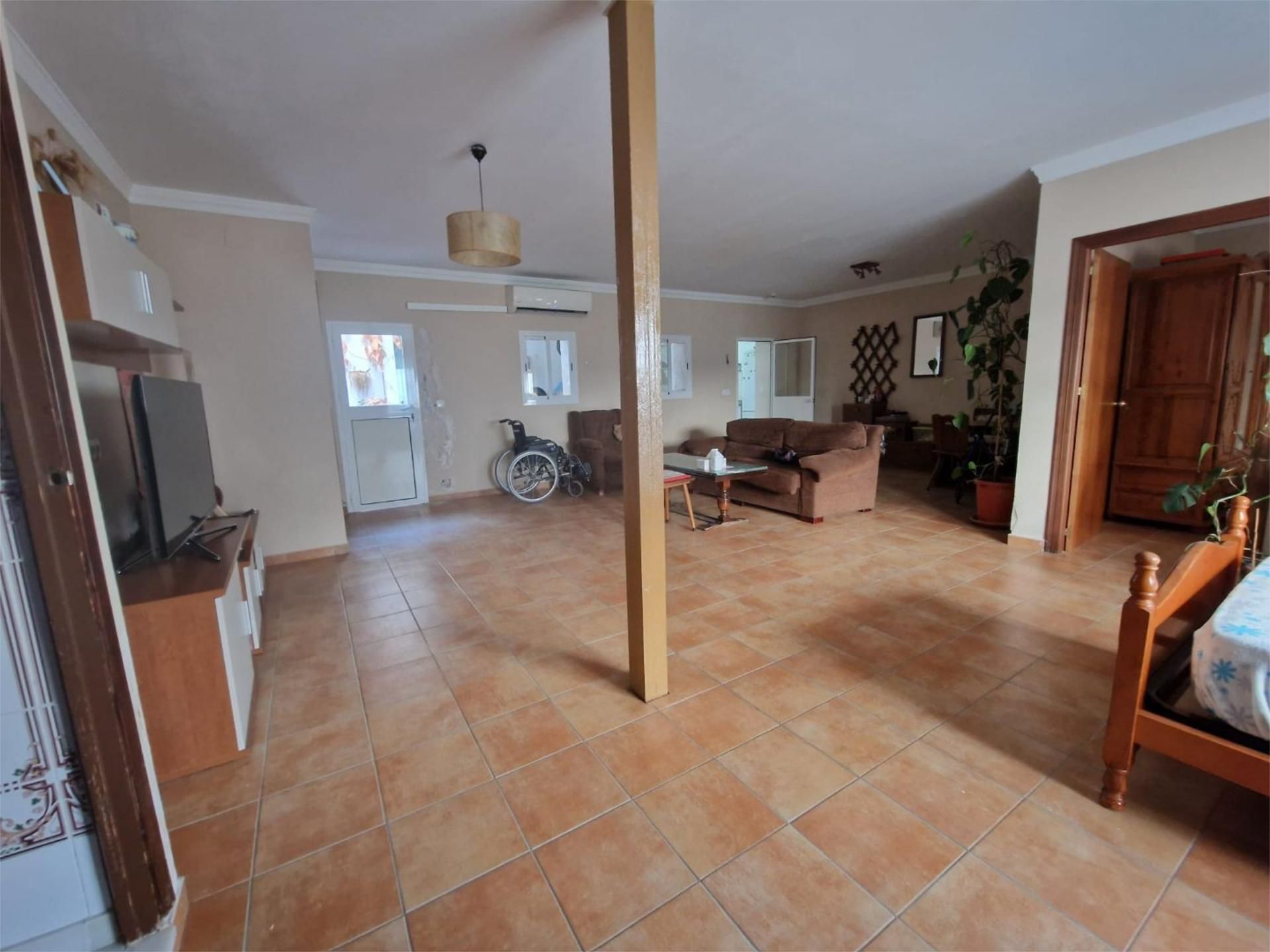 Planta baixa en venda a Avenida del Cuervo, 23, Lebrija Planta baixa en venda en Lebrija amb Balcó