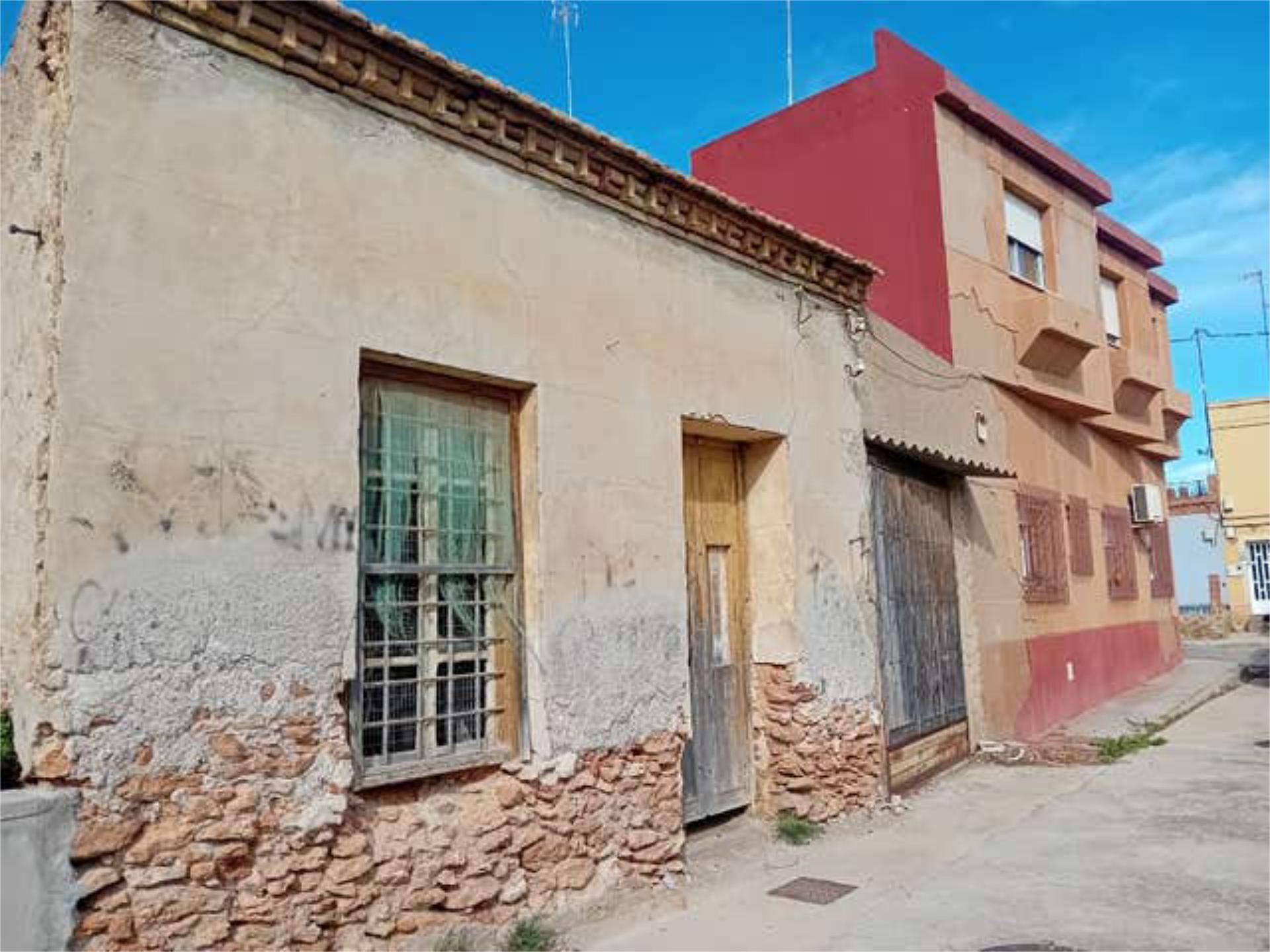 Vista exterior de Casa o xalet en venda en Cartagena amb Jardí privat
