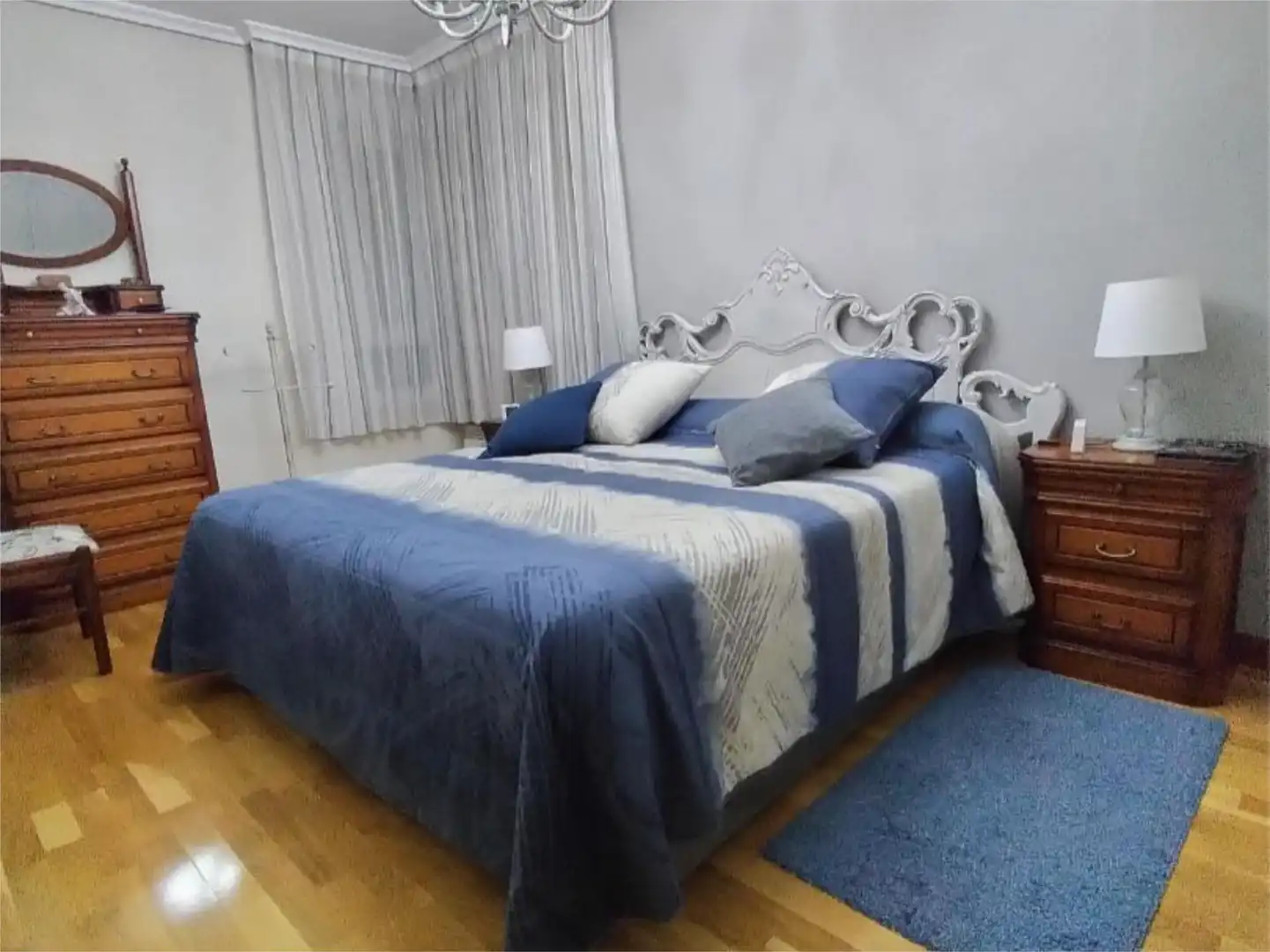 Bedroom of Flat for sale in Valladolid  with Heating, Private garden and Parquet flooring