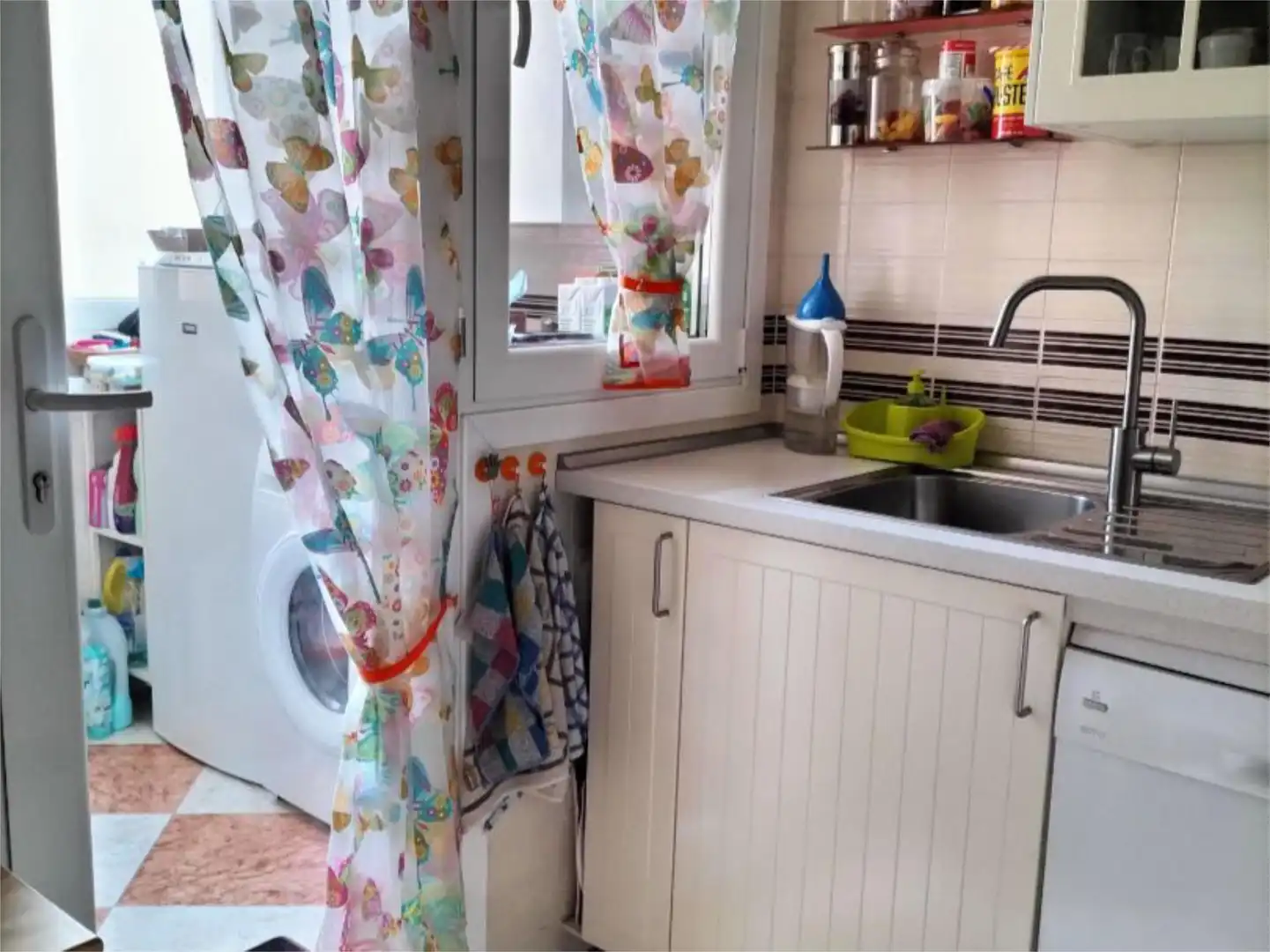 Kitchen of Flat for sale in Valladolid  with Heating, Private garden and Parquet flooring