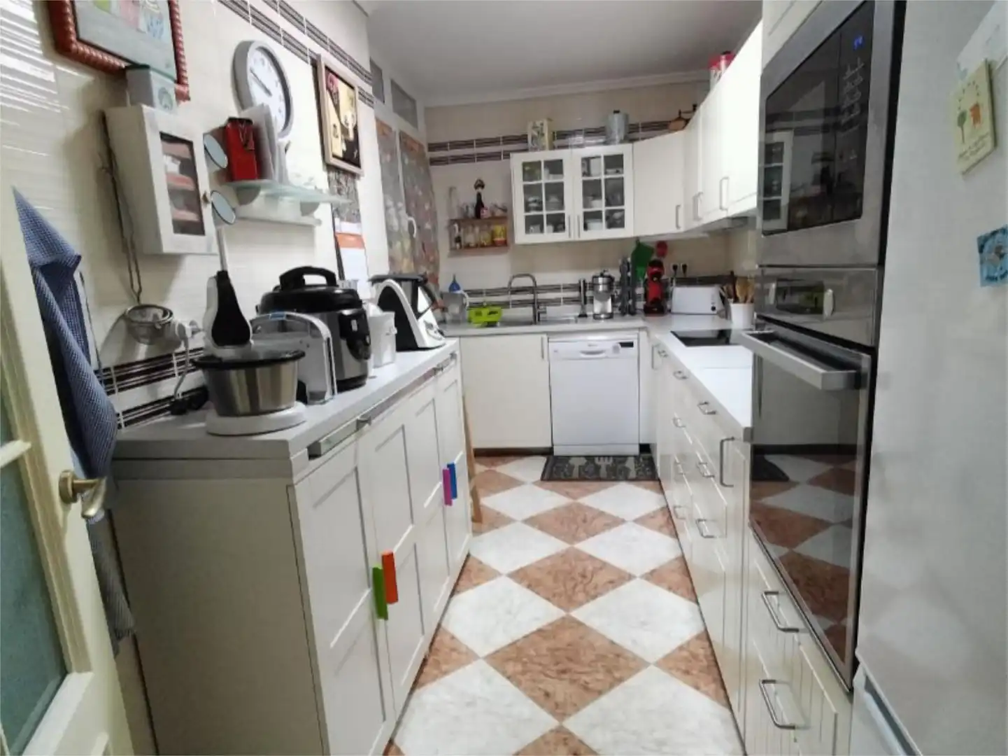 Kitchen of Flat for sale in Valladolid  with Heating, Private garden and Parquet flooring