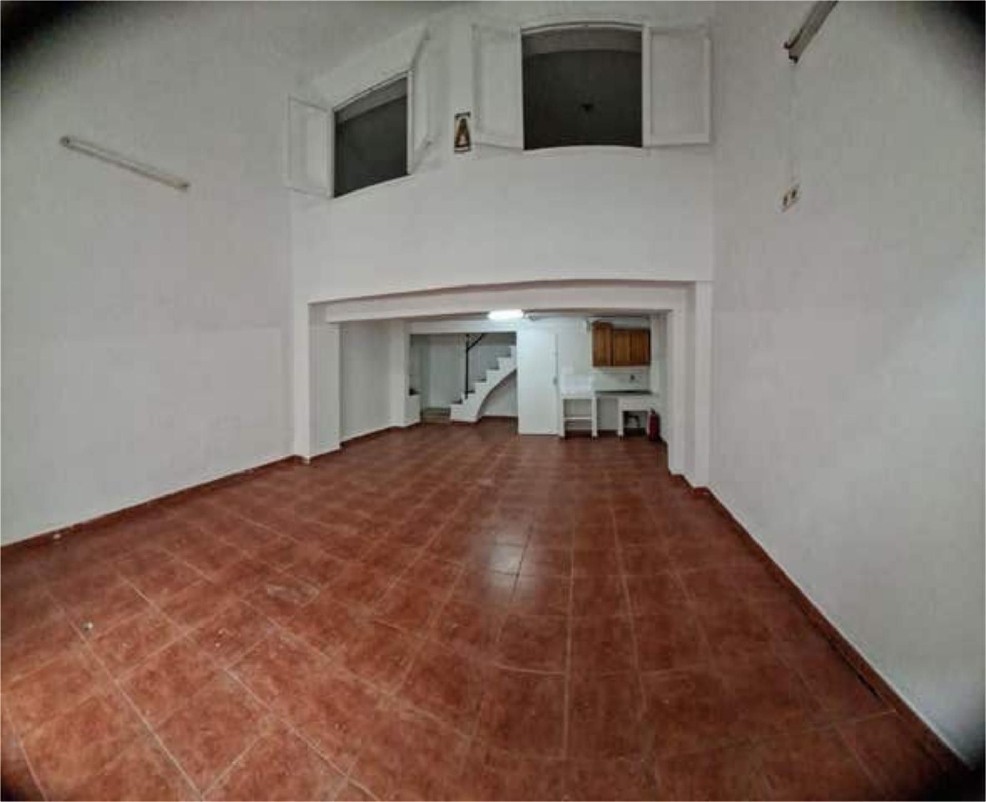 Local de lloguer a Divina Pastora Local de lloguer en Marbella