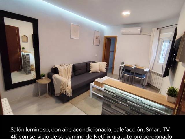 Piso en Venta en Calle de Ramón Azorín, 32 en Los Cármenes