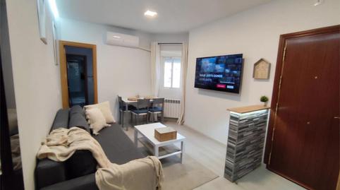 Foto 3 de Pis en venda a Calle de Ramón Azorín, 32, Los Cármenes,  Madrid Capital