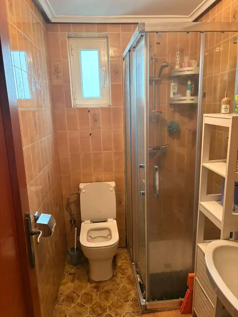 Piso en venta en Euskal Herria Hiribidea, 35, Zumarraga Baño de Piso en venta en Zumarraga con Calefacción, Parquet y Amueblado