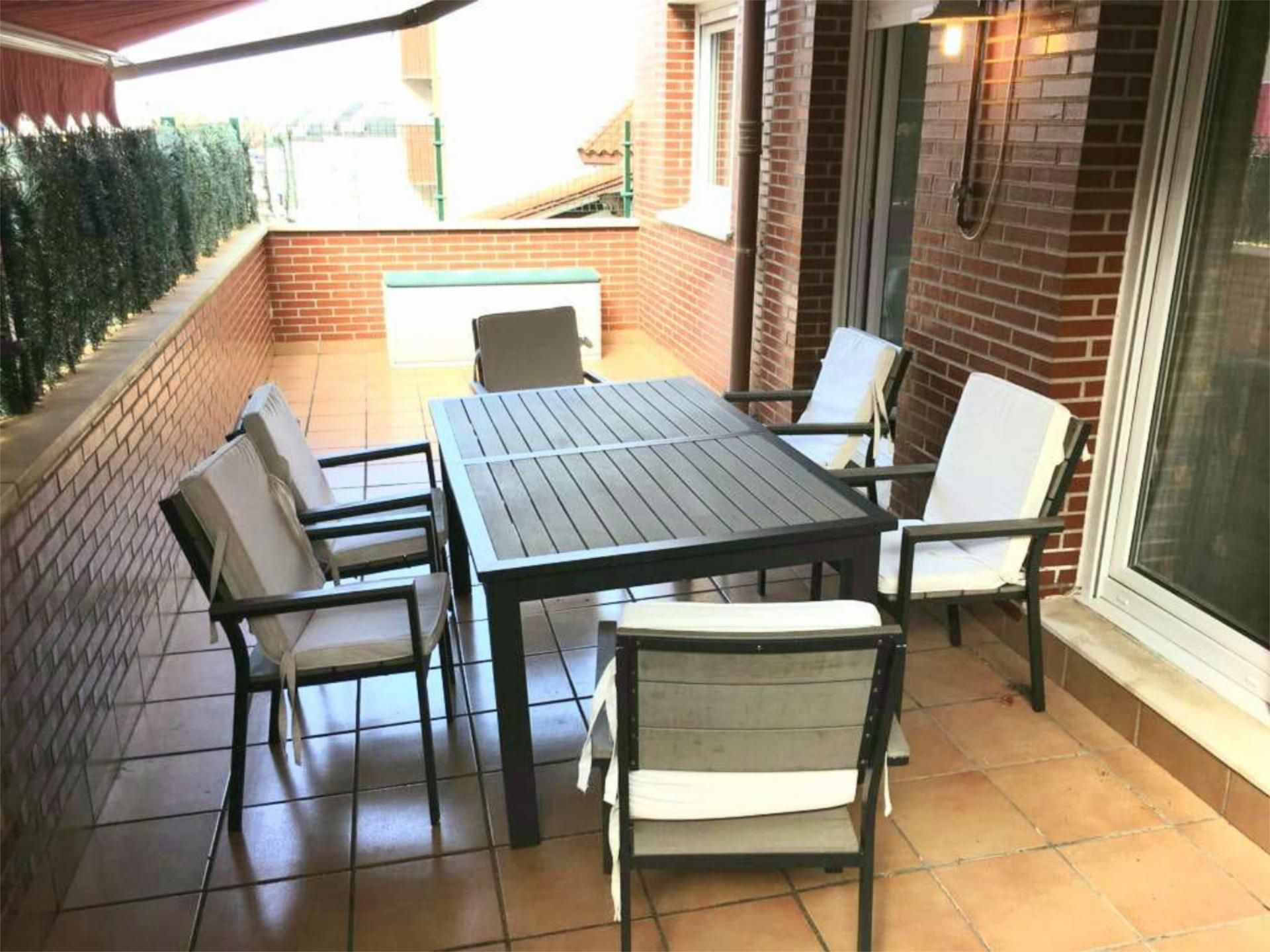 Terrace of Flat to rent in Castro-Urdiales  with Heating, Private garden and Parquet flooring