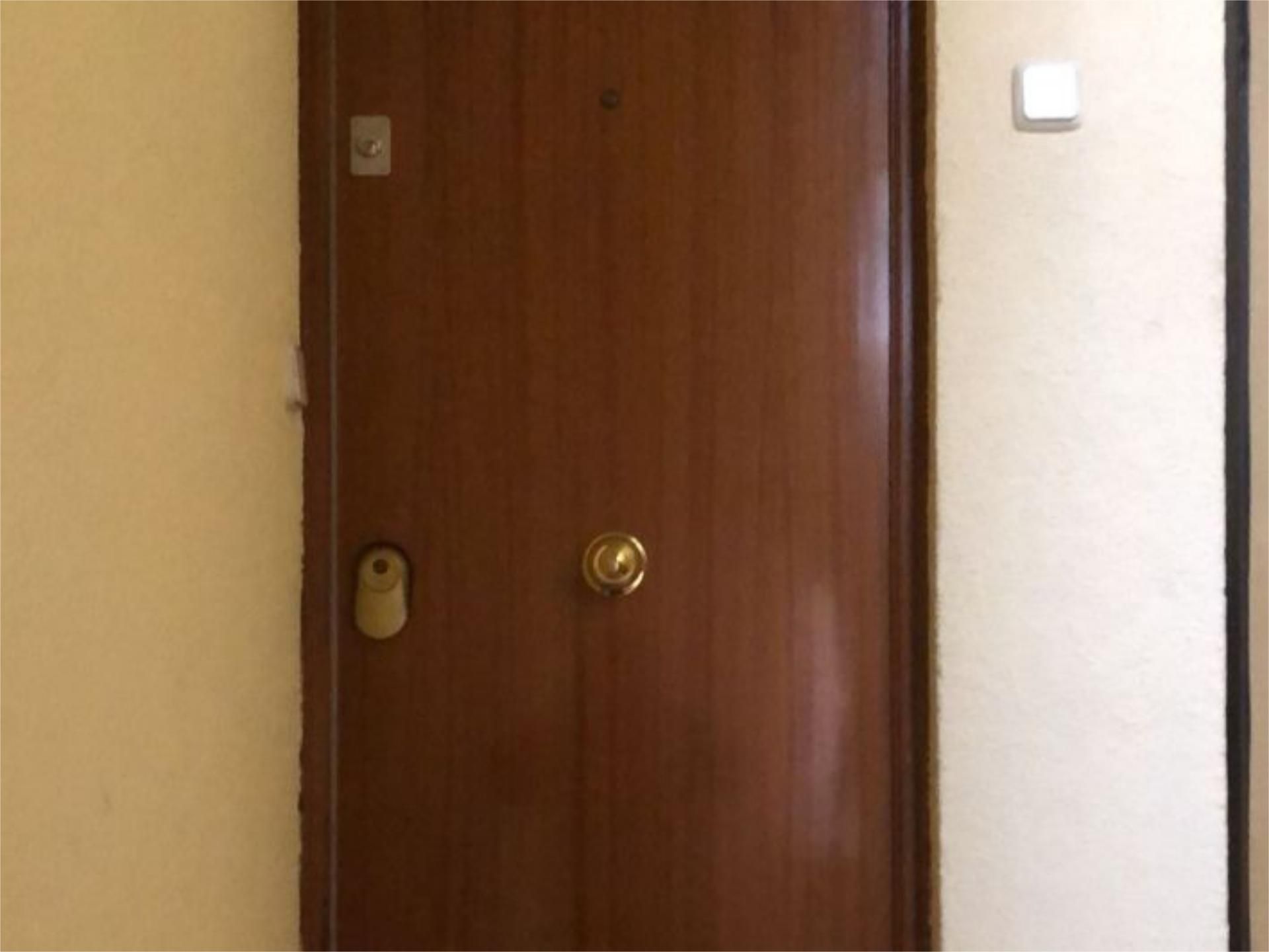 Piso de alquiler en  Madrid Capital con Calefacción y Parquet