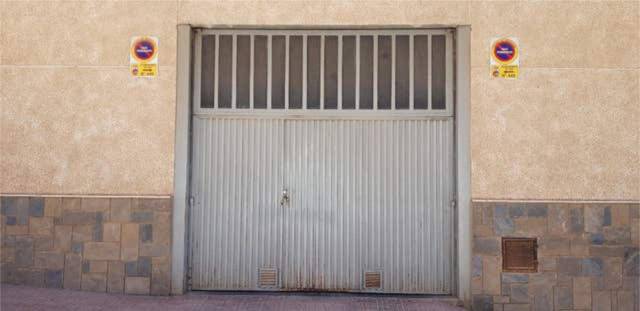 Garaje en Alquiler en Sax