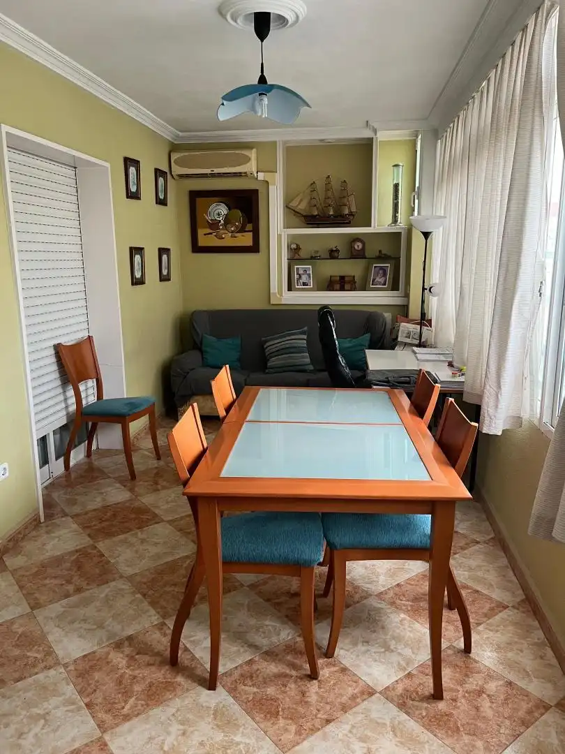 Flat for sale in Calle Guillermo Carrera Rubio, 12, Los Guindos - Parque Mediterráneo - Santa Paula Dining room of Flat for sale in Málaga with Air Conditioner, Private garden and Terrace