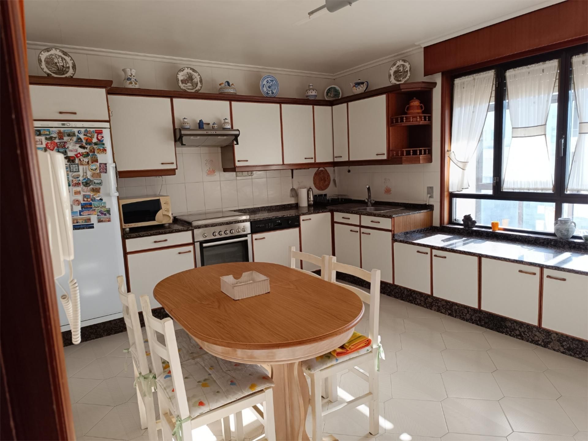 Cuina de Pis en venda en Ordes amb Calefacció, Traster i Moblat