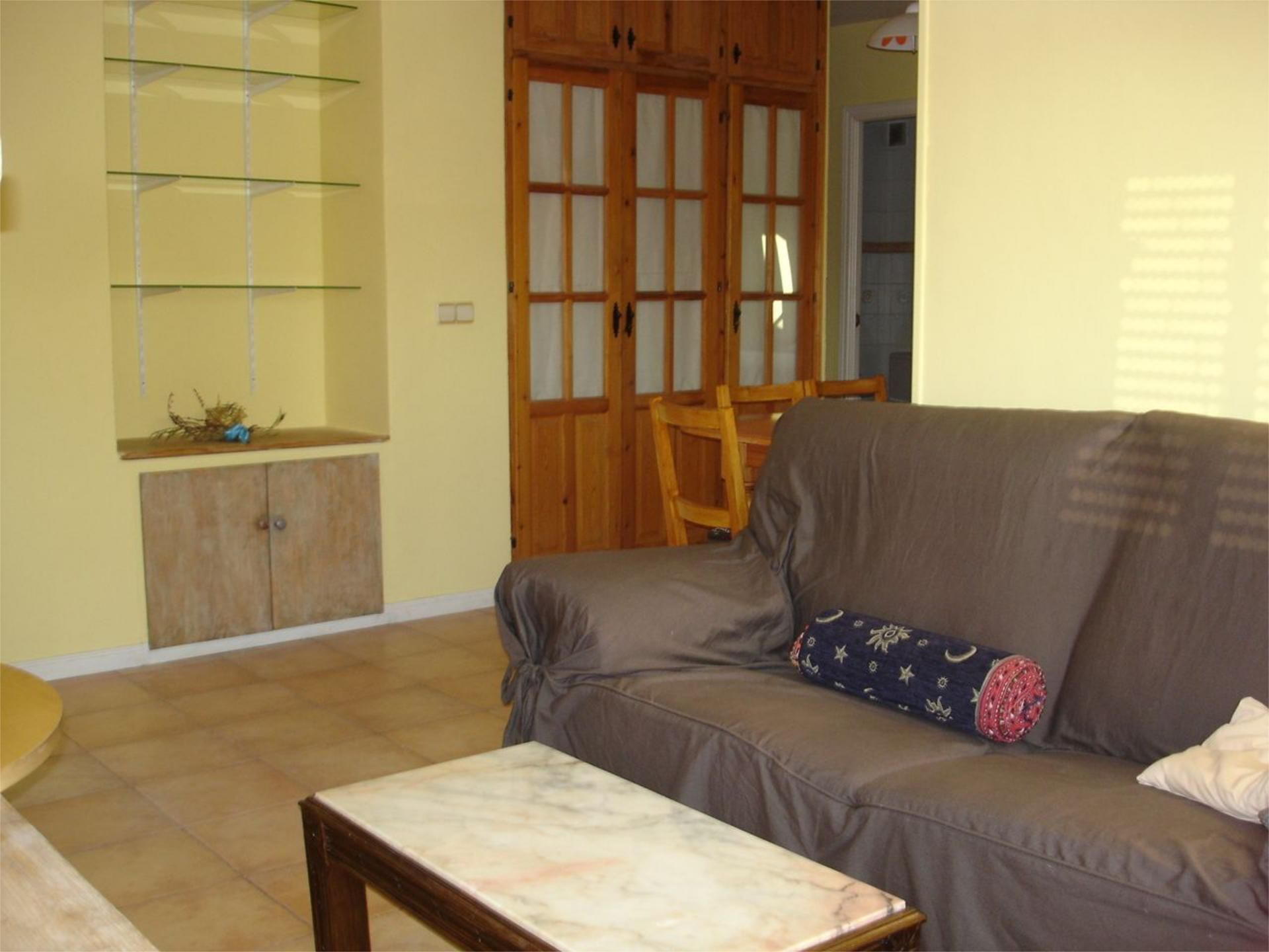 Living room of Flat to rent in  Madrid Capital  with Air Conditioner, Heating and Furnished