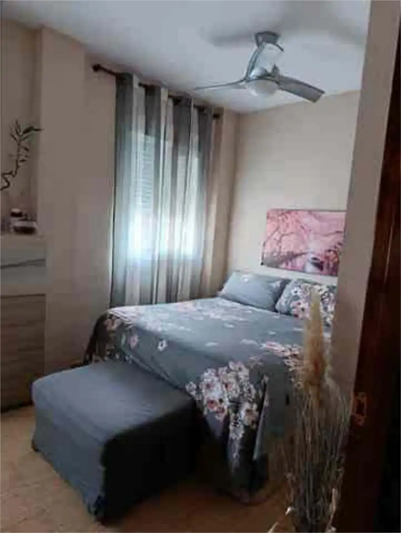 Dachboden zum Verkauf in Piedras Redondas - Torrecárdenas Schlafzimmer von Dachboden zum Verkauf in Almería mit Terrasse und Möbliert