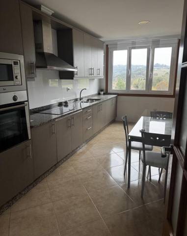 Piso en Alquiler en CP-3802, 25 en Frades