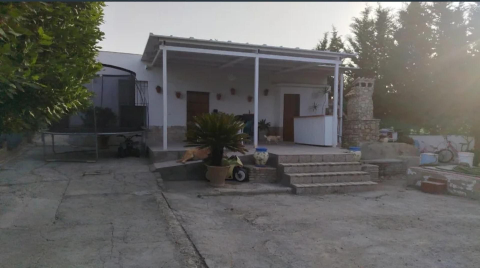 Exterior view of Country house for sale in Las Cabezas de San Juan  with Air Conditioner, Heating and Private garden