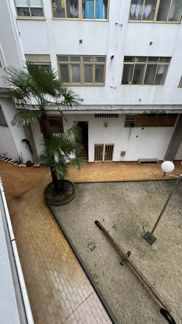 Pis en venda a Rúa Rosalía de Castro, 35, Zona Fernández Ladreda Vista exterior de Pis en venda en Pontevedra Capital amb Calefacció, Jardí privat i Parquet