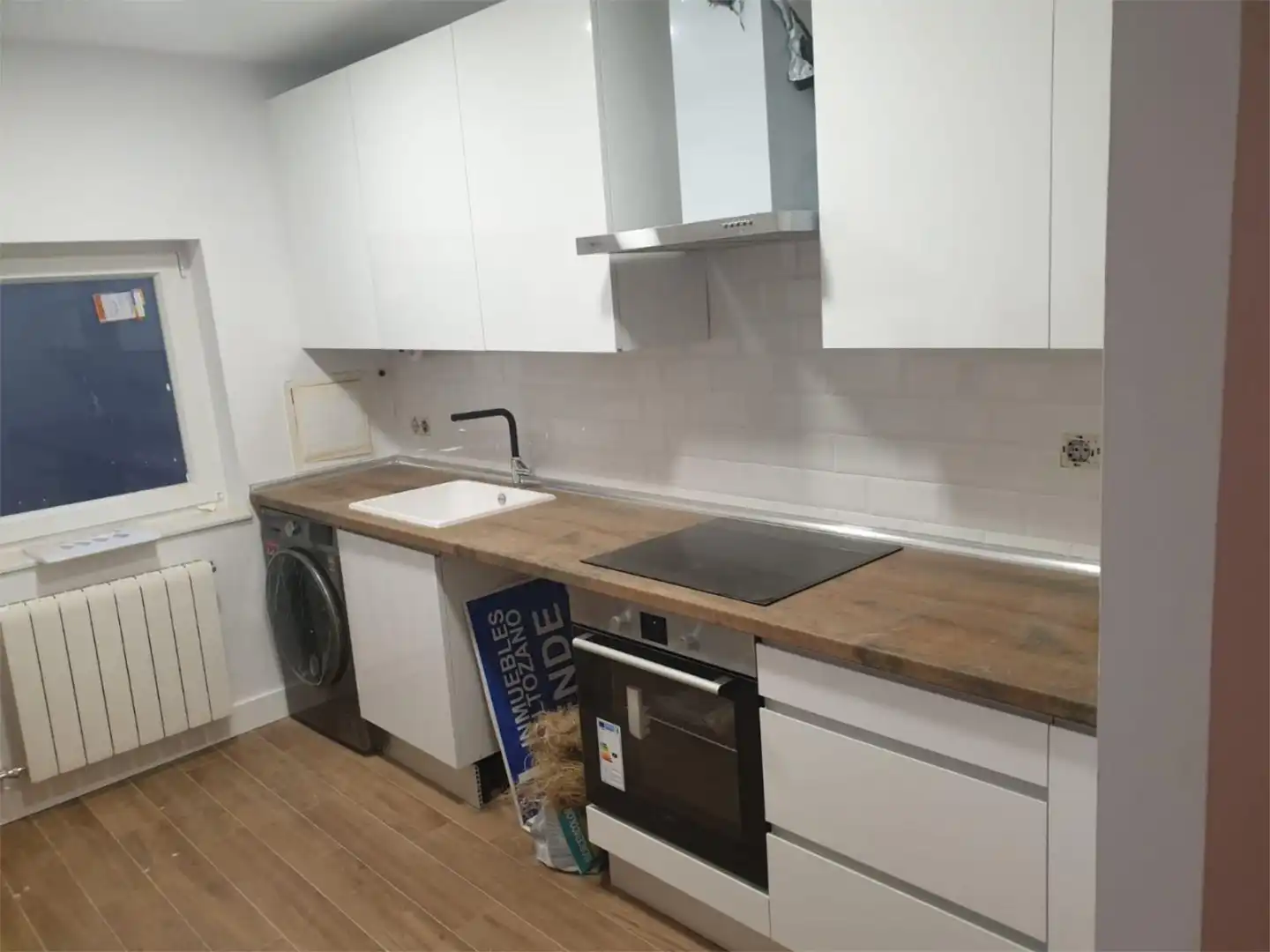 Cuina de Pis en venda en Salamanca amb Calefacció i Moblat