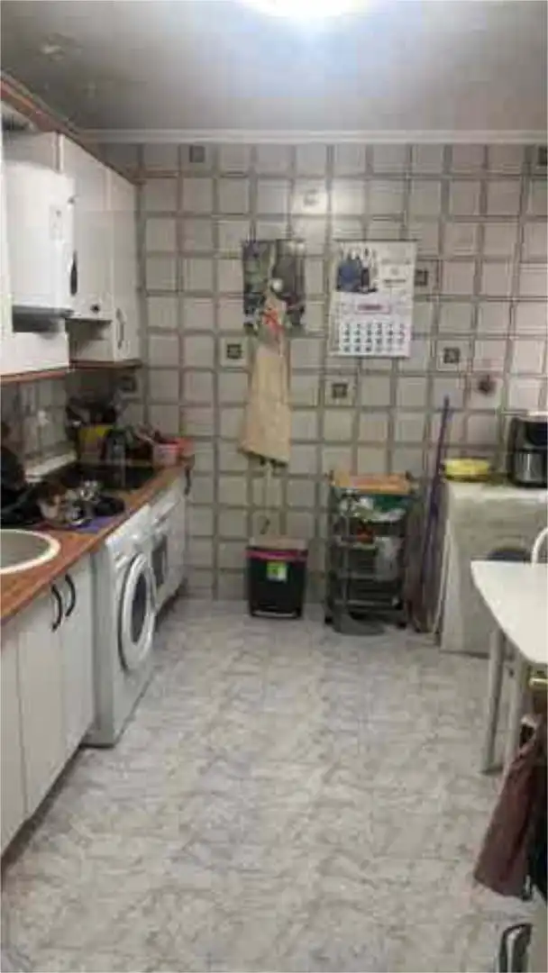 Cocina de Piso en venta en Arroyo de la Luz con Amueblado