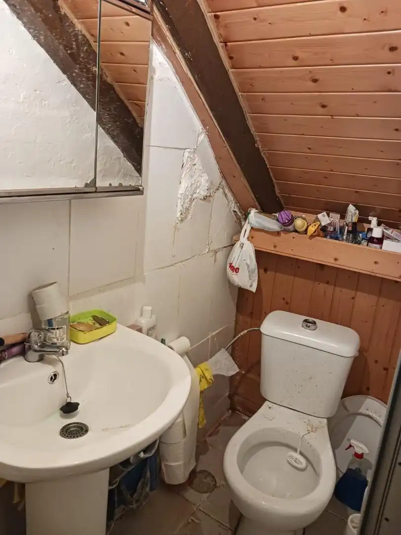 Bany de Pis en venda en Ribas de Sil amb Jardí privat, Parquet i Moblat