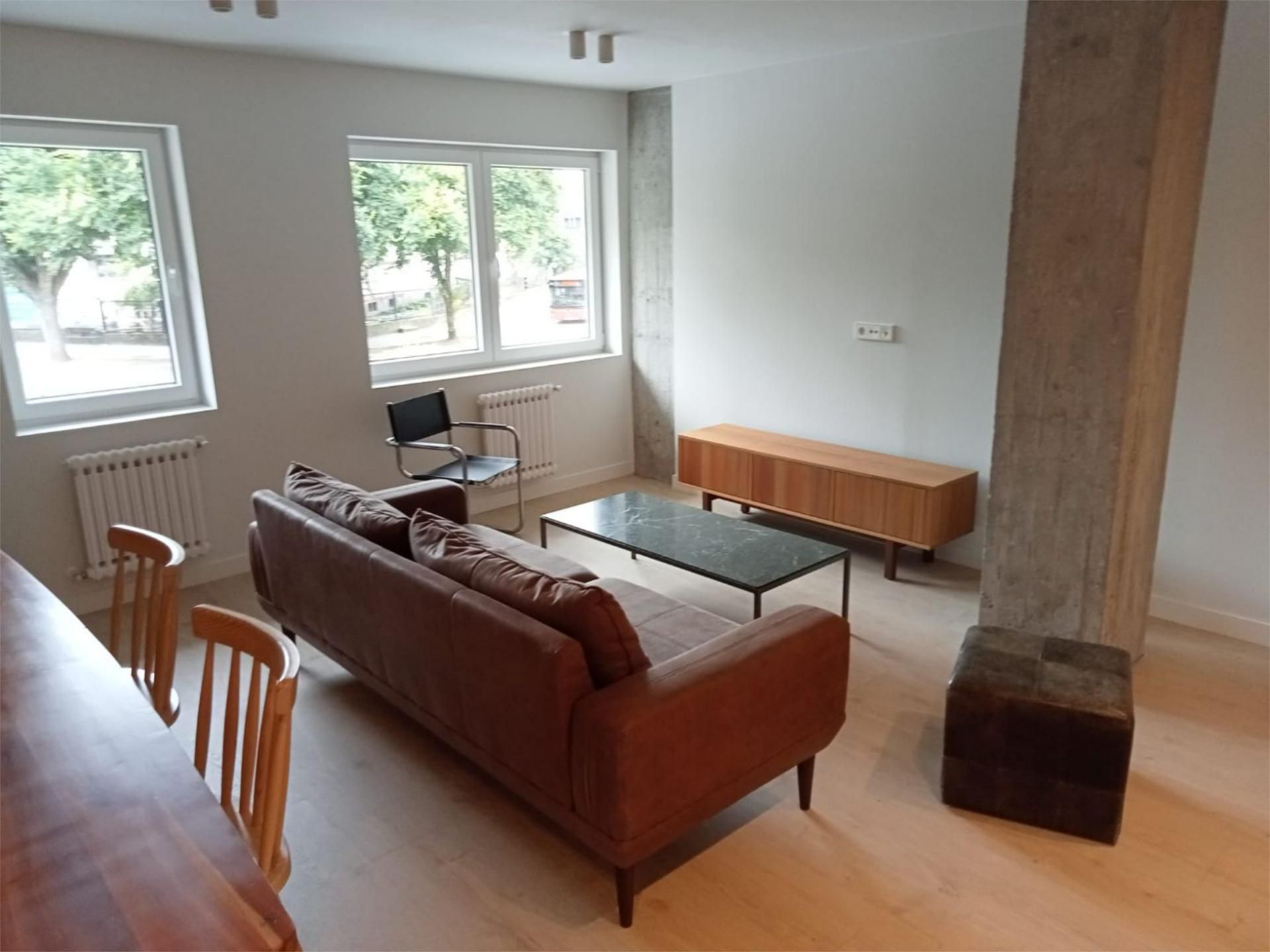 Sala de estar de Piso de alquiler en A Coruña Capital  con Calefacción, Amueblado y Videoportero