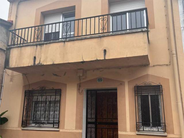 Piso en Venta en Calle las Escuelas, 24 en Villasbuenas de Gata