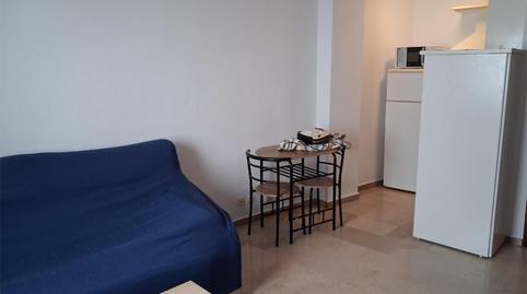 Foto 2 de Pis de lloguer a Calle Moncayo, 2, Isla Chica,  Huelva Capital