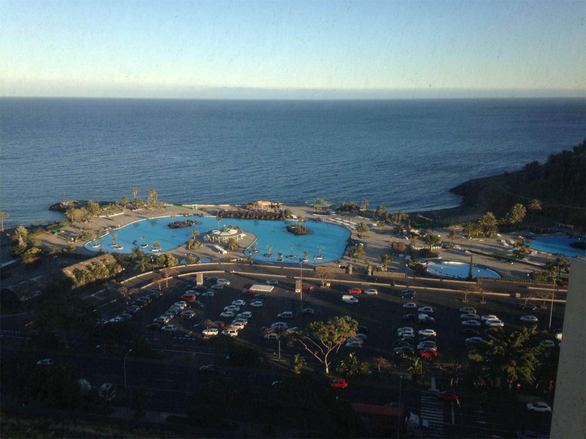 Piscina de Pis de lloguer en  Santa Cruz de Tenerife Capital amb Aire condicionat