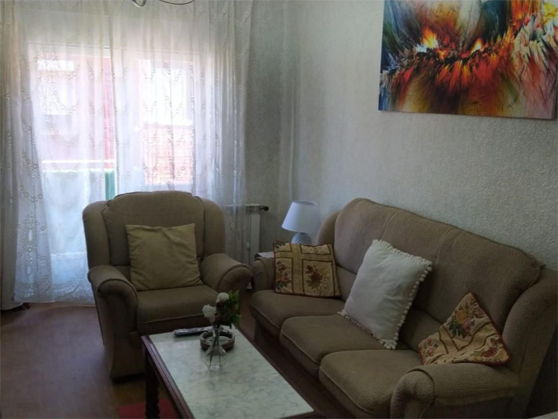 Sala d'estar de Pis en venda en Valladolid Capital amb Calefacció, Moblat i Balcó