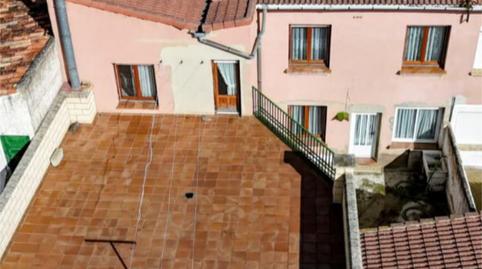 Foto 2 de Casa adosada en venta en Calle Crucero, 6, Casalarreina, La Rioja