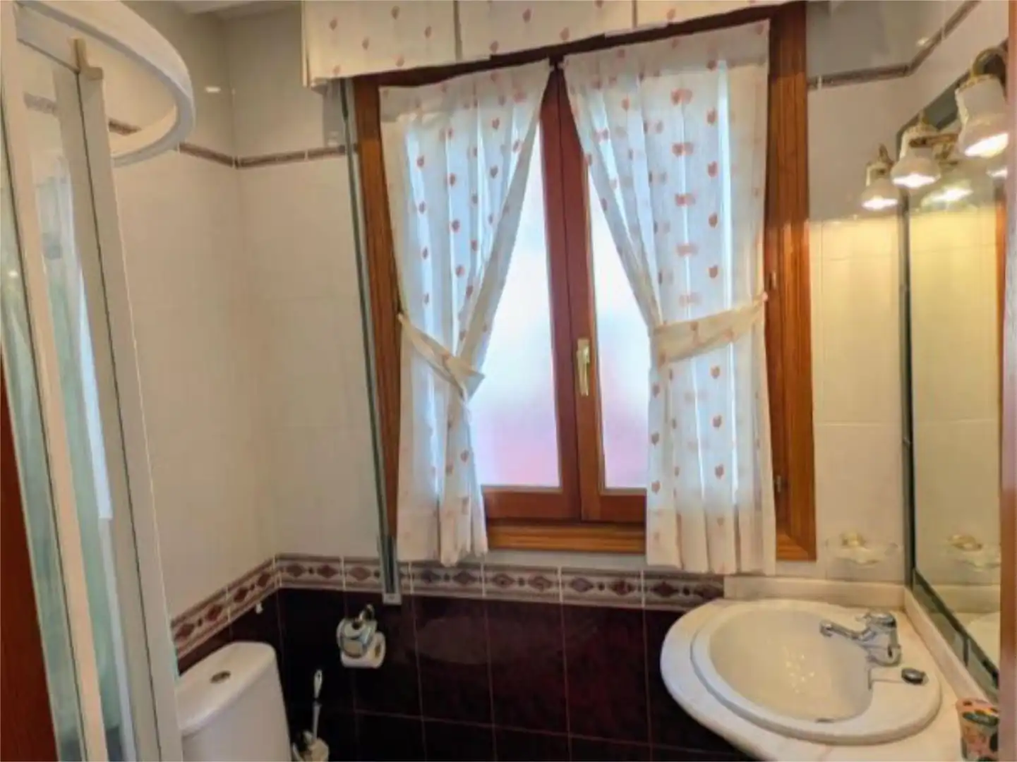 Casa adosada en venda a Calle Crucero, 6, Casalarreina Bany de Casa adosada en venda en Casalarreina amb Terrassa i Balcó