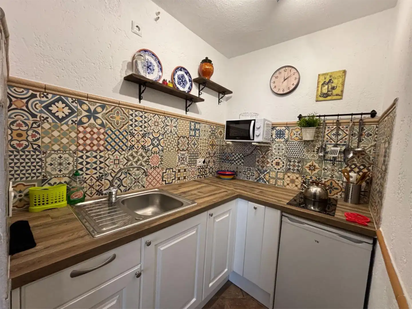 Finca rústica en venta en Avenida Havaral, 47, Júzcar Cocina de Finca rústica en venta en Júzcar con Aire acondicionado, Calefacción y Terraza