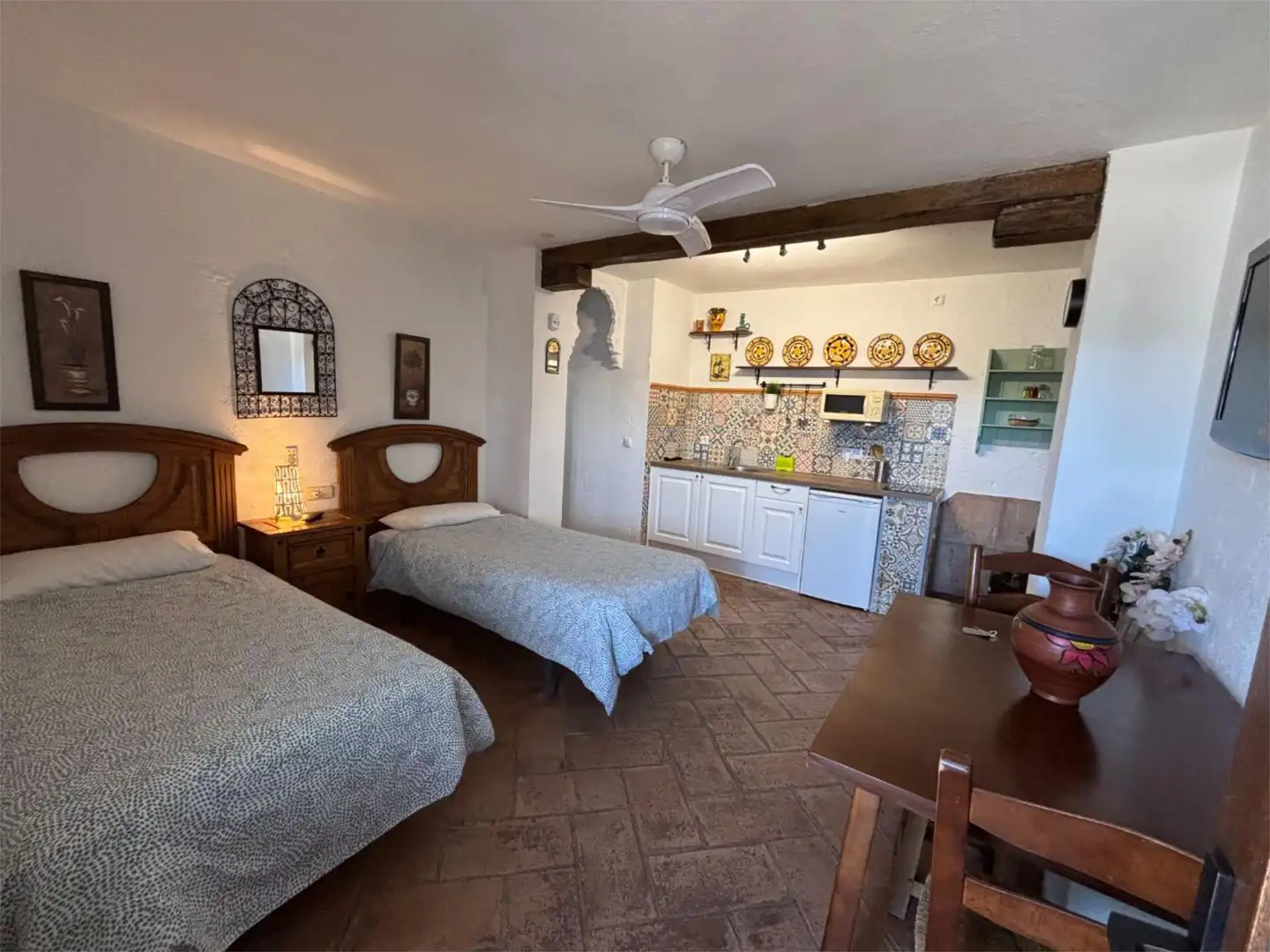 Finca rústica en venta en Avenida Havaral, 47, Júzcar Habitación de Finca rústica en venta en Júzcar con Aire acondicionado, Calefacción y Terraza