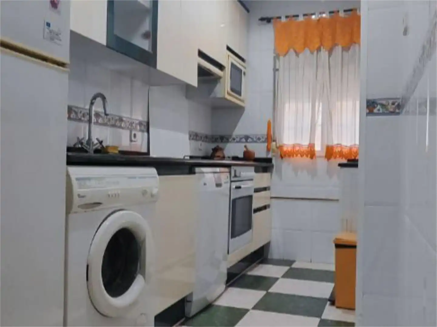 Kitchen of Flat for sale in  Madrid Capital  with Air Conditioner, Heating and Furnished