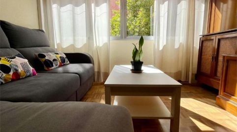 Photo 2 of Flat for sale in Calle Pico de Los Artilleros, 110, Vinateros, Madrid Capital