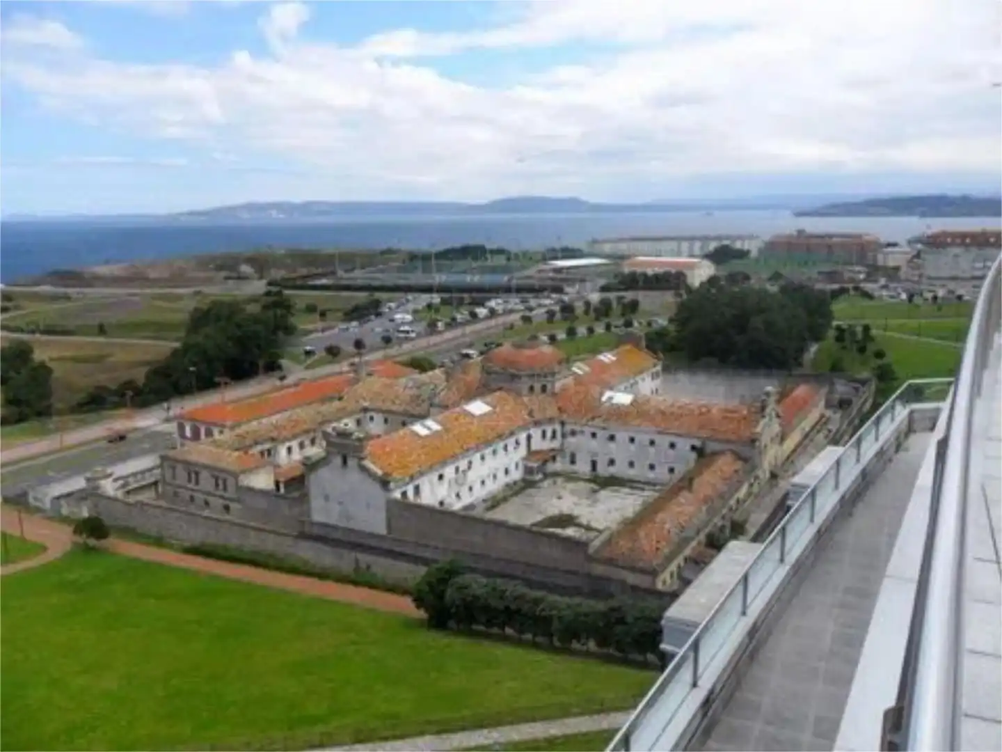 Flat for sale in Ronda de Monte Alto, 48, Monte Alto - Zalaeta - Atocha Exterior view of Flat for sale in A Coruña Capital with Heating, Parquet flooring and Terrace