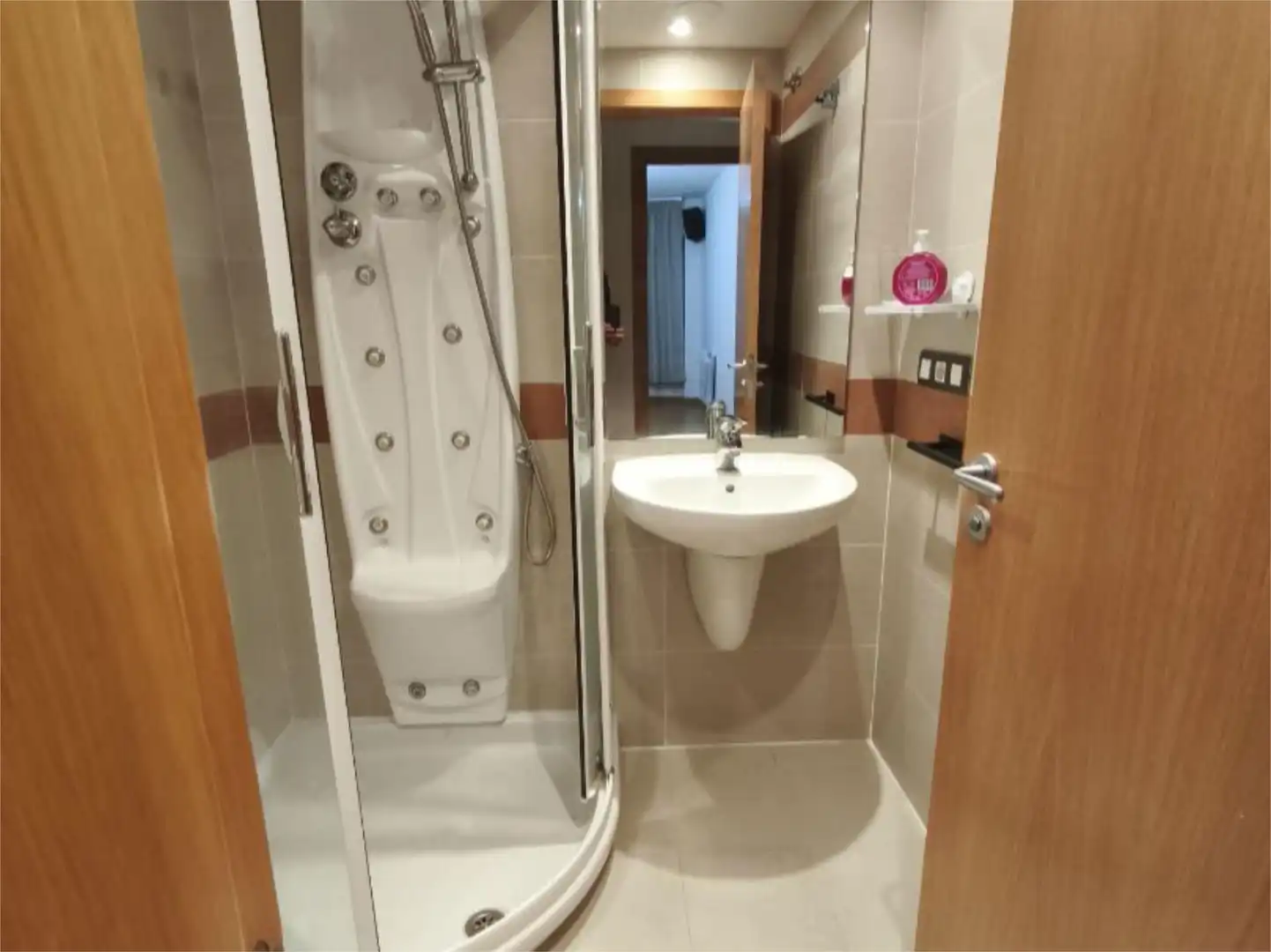 Flat for sale in Ronda de Monte Alto, 48, Monte Alto - Zalaeta - Atocha Bathroom of Flat for sale in A Coruña Capital with Heating, Parquet flooring and Terrace