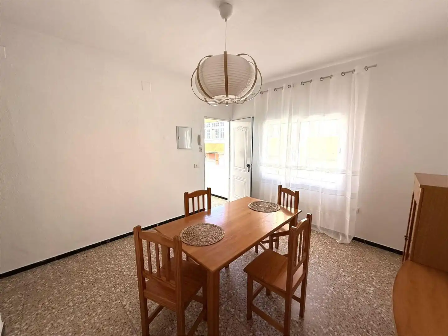 Piso en venta en Calle Cervantes, 49, Buenavista - Rosa Vila Comedor de Piso en venta en Puerto del Rosario con Trastero, Amueblado y Balcón