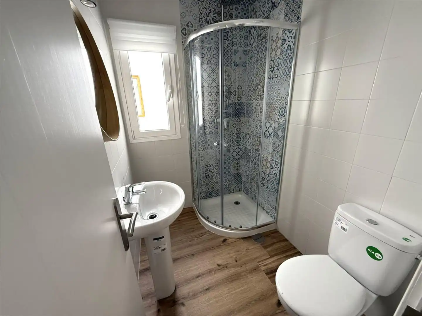 Piso en venta en Calle Cervantes, 49, Buenavista - Rosa Vila Baño de Piso en venta en Puerto del Rosario con Trastero, Amueblado y Balcón