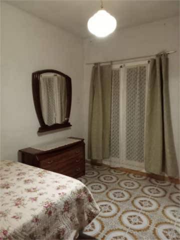 Casa-chalet en Alquiler en Hernán-Pérez