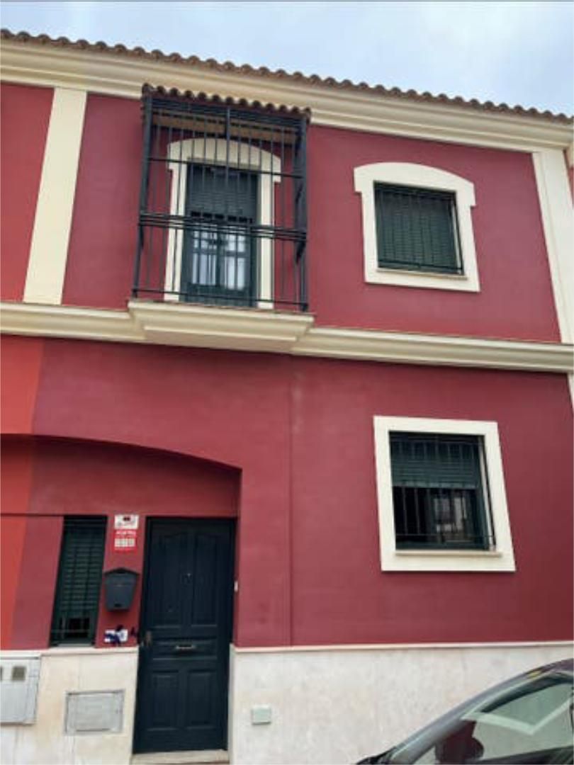 Vista exterior de Casa o xalet en venda en Dos Hermanas amb Calefacció, Jardí privat i Terrassa