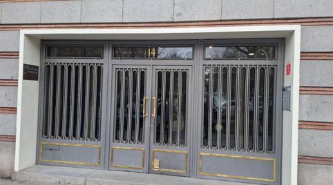 Photo 2 of Flat to rent in Avenida del General Perón, 22, Cuatro Caminos - Azca,  Madrid Capital