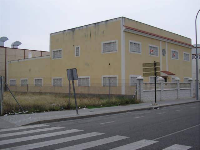 Nave industrial en Alquiler en Alcolea