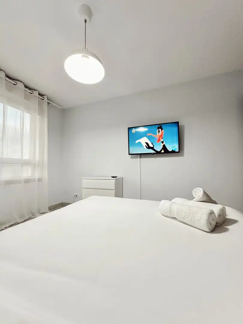 Bedroom of Flat for rent in Monforte de Lemos  with Air Conditioner, Heating and Parquet flooring