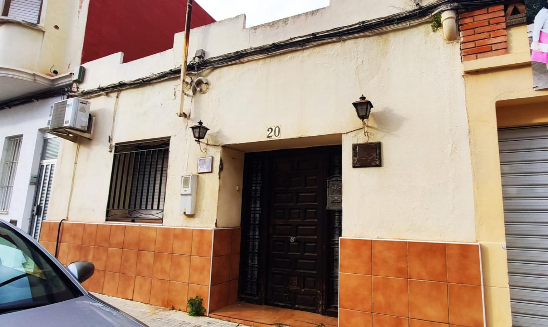 Vista exterior de Planta baja en venta en Moncada con Aire acondicionado