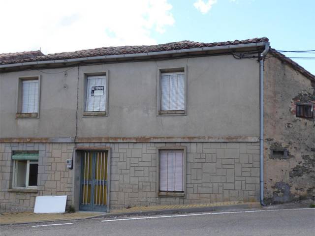 Casa adosada en Venta en Calle Principal, 7 en Soto y Amío